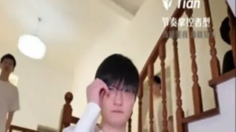 詹姆斯赛季助攻新纪录达16次，传球控制成关键武器。